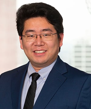 Headshot of Jeffrey Huang